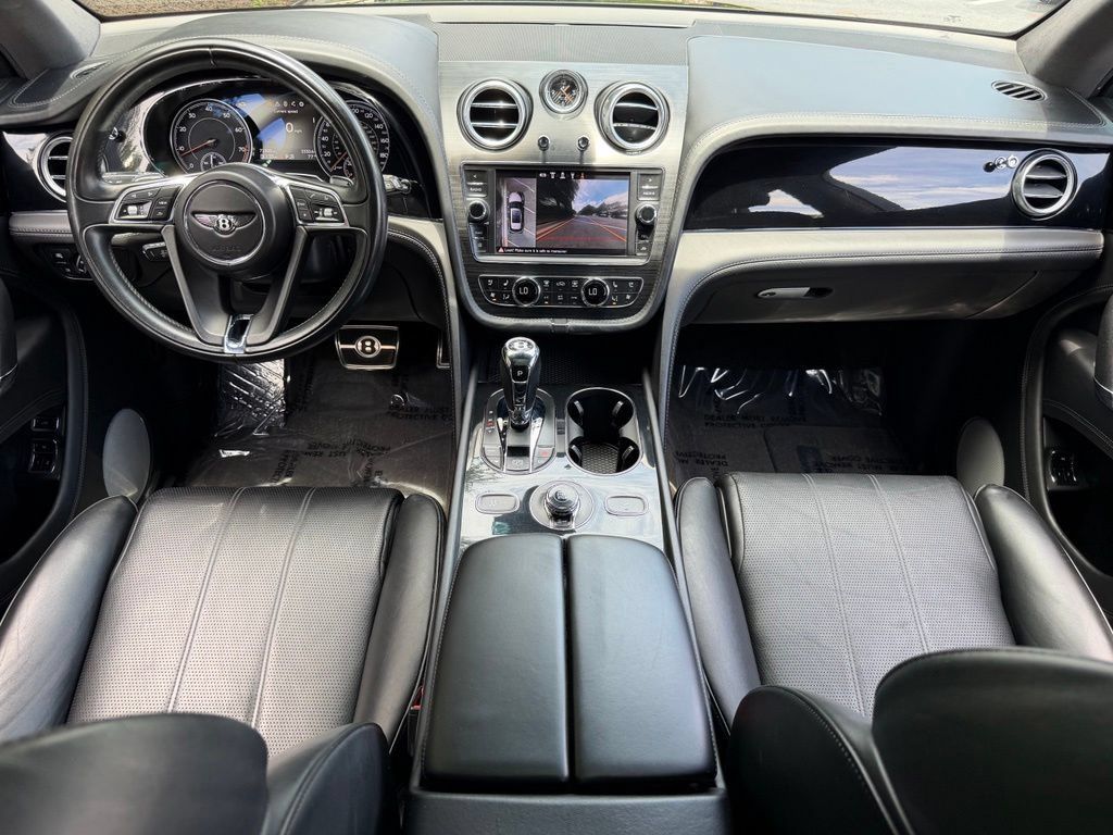 Used 2019 Bentley Bentayga AWD/4WD image 41