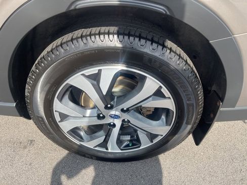 Used 2021 Subaru Outback Limited image 43