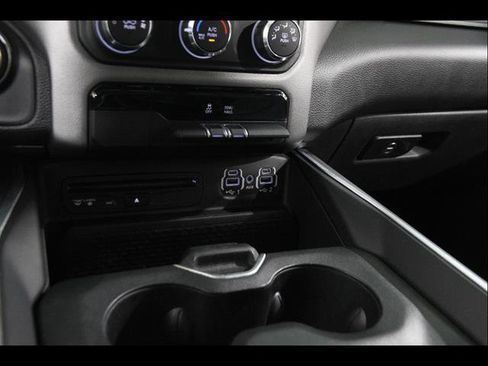 Used 2019 RAM 1500 Big Horn AWD/4WD image 16