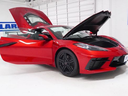 New 2026 Chevrolet Corvette Stingray Coupe w/ 1LT RWD image 38