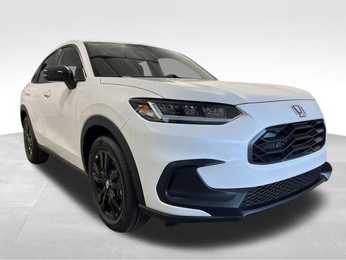New 2026 Honda HR-V Sport image 9
