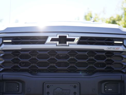 Used 2024 Chevrolet Silverado 1500 ZR2 w/ ZR2 Bison Edition AWD/4WD image 36