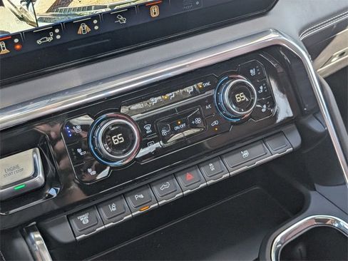 Used 2025 GMC Sierra 3500 Denali Ultimate image 26