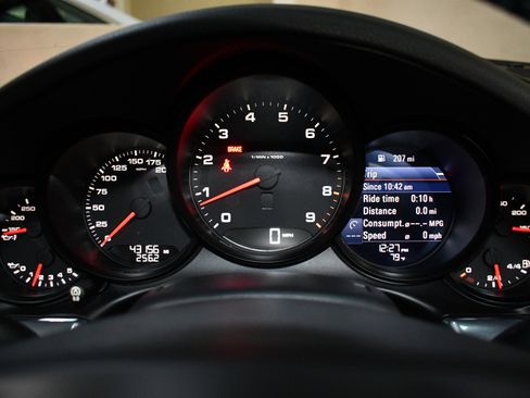 Used 2013 Porsche 911 Carrera RWD image 25