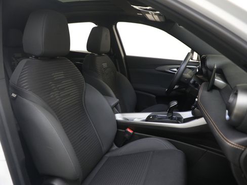 Used 2025 Alfa Romeo Tonale image 18