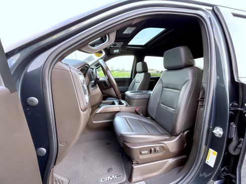 Certified 2021 GMC Sierra 1500 Denali w/ Denali Ultimate Package AWD/4WD image 12