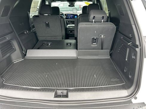 New 2026 Chevrolet Traverse LT w/ Sun and Wheel Package image 27