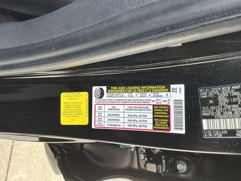Used 2024 Toyota Grand Highlander AWD Hybrid image 36