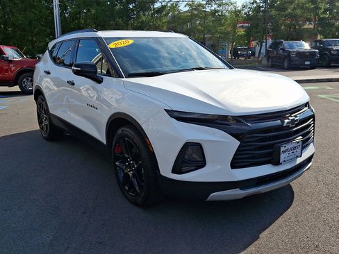 Used 2020 Chevrolet Blazer LT w/ Redline Edition AWD/4WD image 3