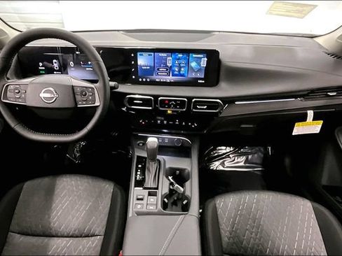 New 2026 Nissan Sentra SV w/ SV Convenience Package FWD image 6