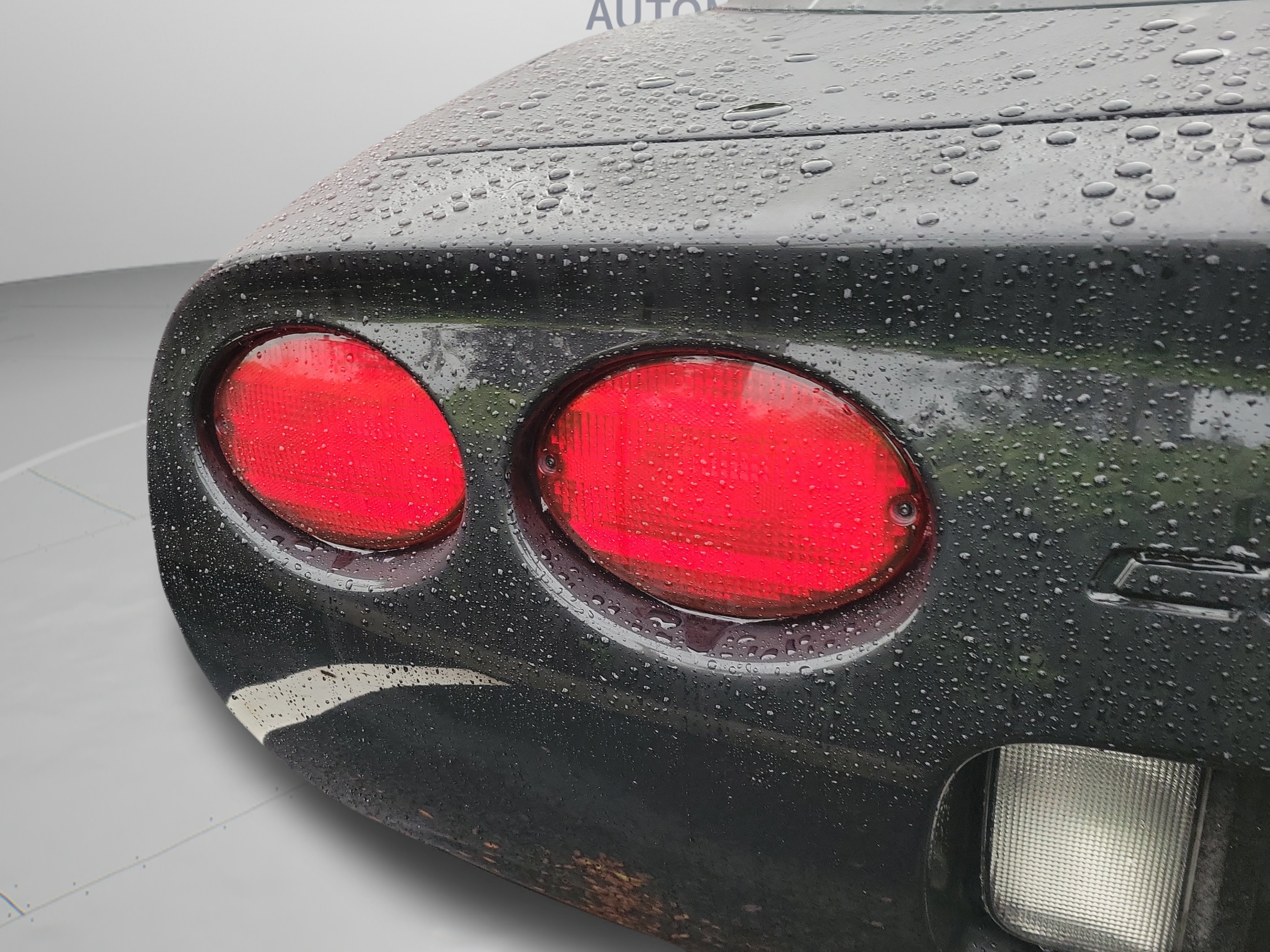 Used 2001 Chevrolet Corvette Coupe w/ Preferred Equipment Group2 RWD image 22
