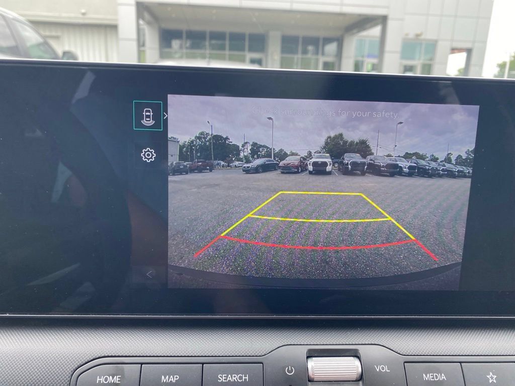 Used 2025 Kia K4 FWD image 27