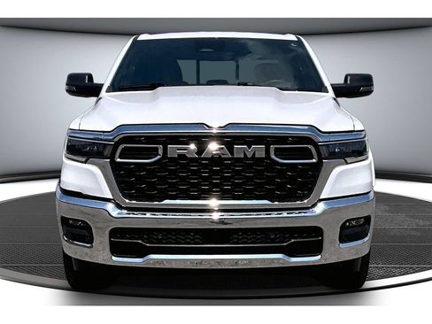Certified 2025 RAM 1500 Big Horn AWD/4WD image 4