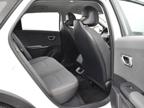 Used 2025 Kia K4 FWD image 17