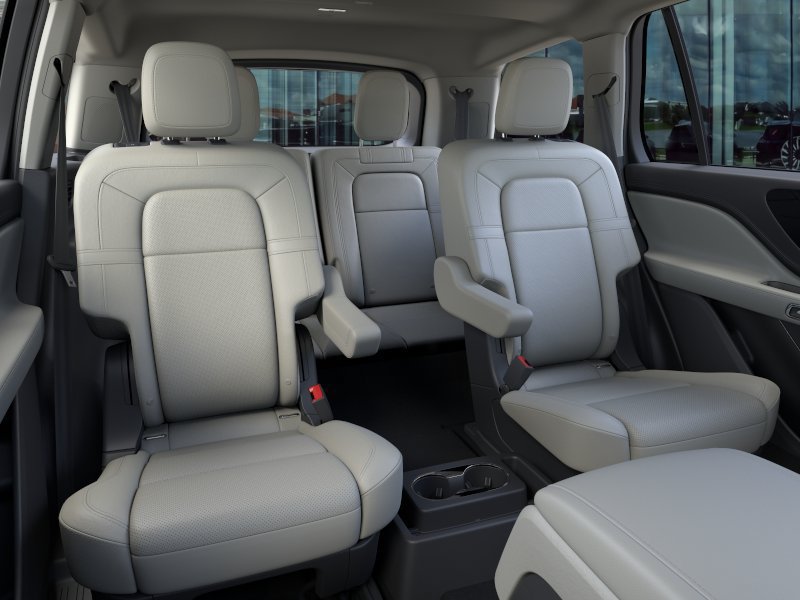 New 2026 Lincoln Aviator Reserve w/ Illumination Package RWD image 11