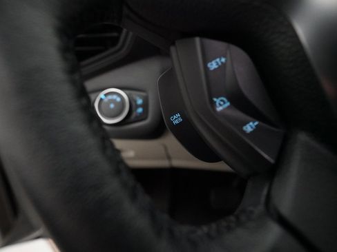 Used 2017 Ford C-MAX Titanium w/ Equipment Group 301A image 21