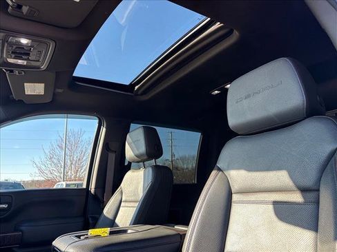 Used 2021 GMC Sierra 2500 Denali w/ Denali Ultimate Package image 18
