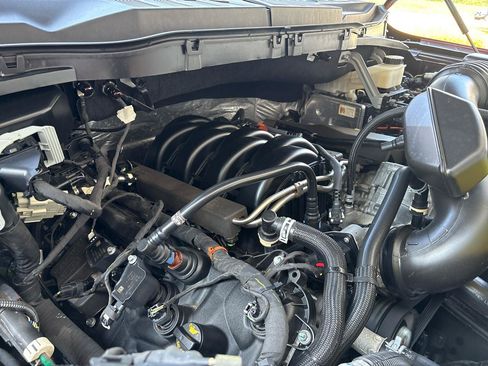Used 2022 Ford F150 Lariat w/ Equipment Group 502A High AWD/4WD image 50