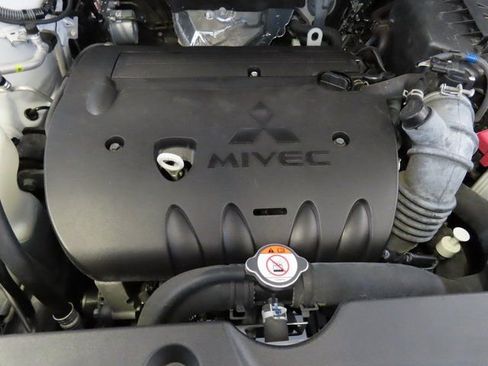 Used 2023 Mitsubishi Outlander Sport SE image 30