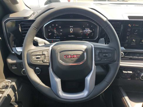 New 2026 GMC Sierra 1500 SLT AWD/4WD image 11