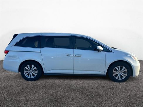 Used 2016 Honda Odyssey SE image 6