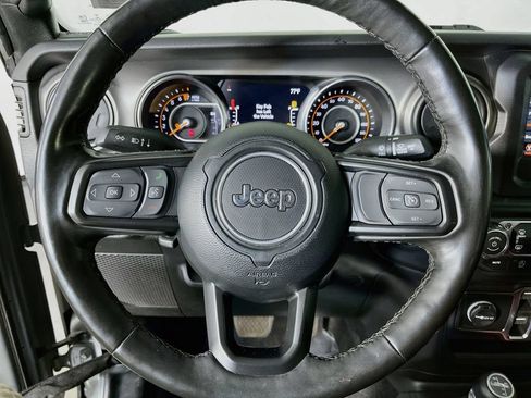 Used 2023 Jeep Gladiator Sport AWD/4WD image 14