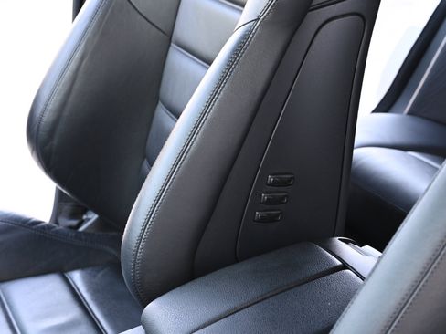 Used 2008 Mercedes-Benz C 63 AMG Sedan image 40