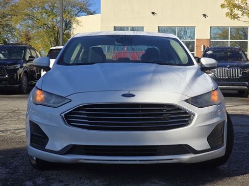 Used 2020 Ford Fusion SE image 10