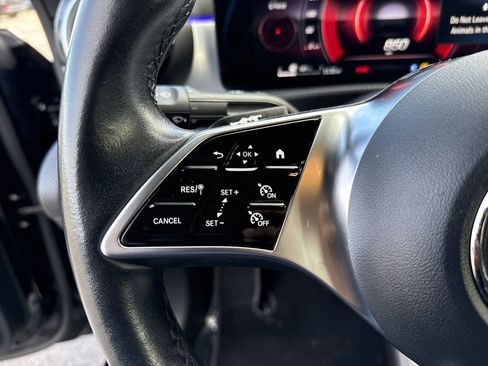 Used 2025 Mercedes-Benz CLA 250 image 15