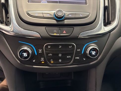 Certified 2023 Chevrolet Equinox LT image 21