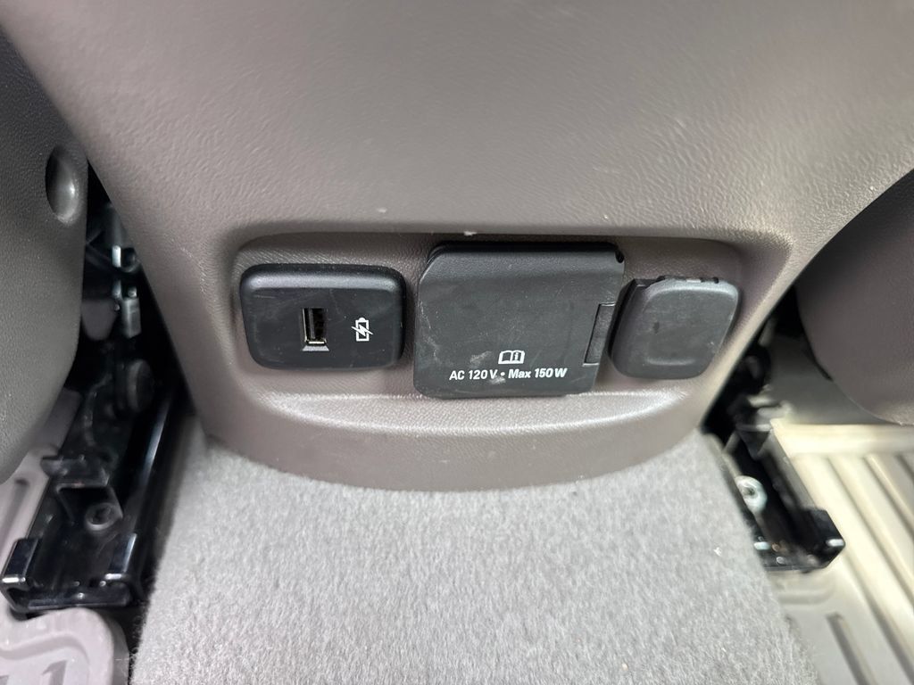 Used 2024 Chevrolet Malibu LT FWD image 13