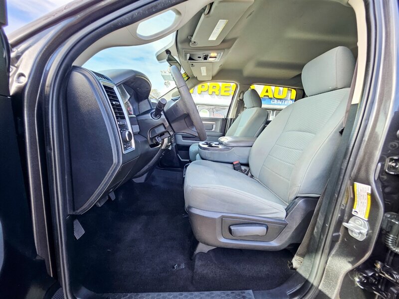 Used 2018 RAM 2500 SLT AWD/4WD image 11