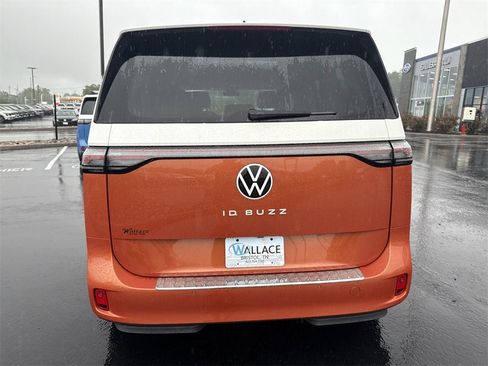 New 2025 Volkswagen ID. Buzz 1st Edition image 5