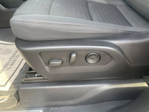 Used 2023 Chevrolet Silverado 1500 RST AWD/4WD image 16
