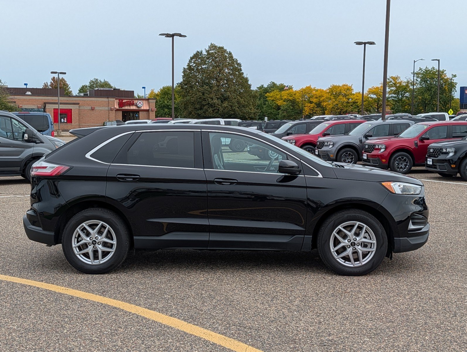 Used 2024 Ford Edge SEL AWD/4WD image 6