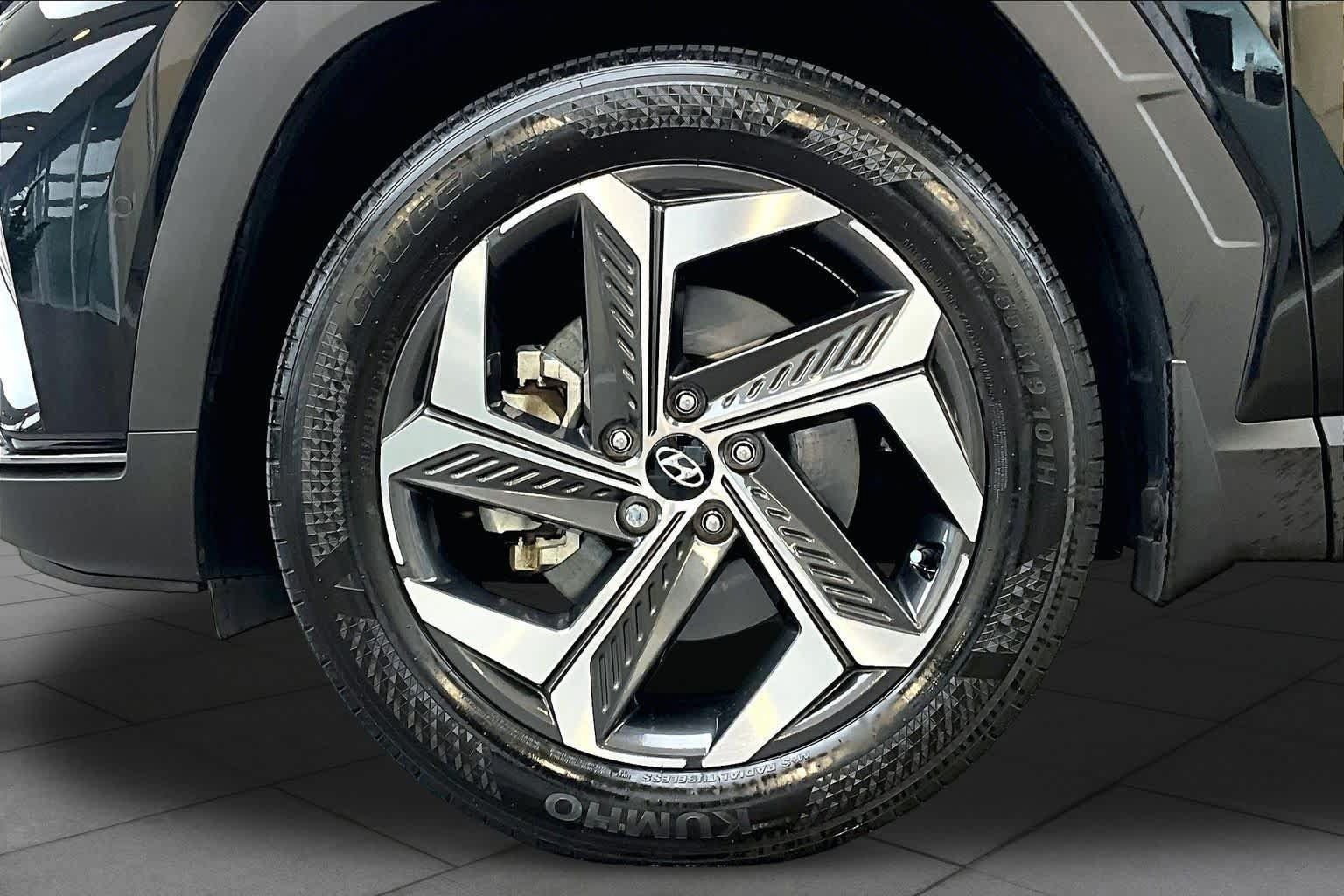 Used 2024 Hyundai Tucson Limited FWD image 10