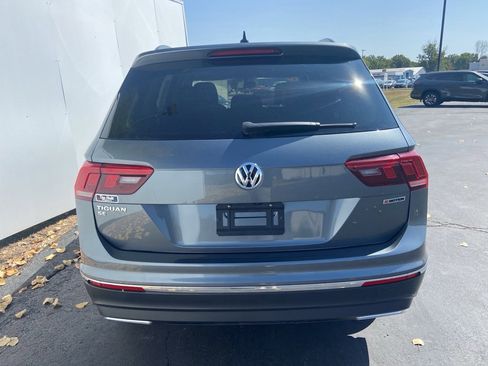 Used 2020 Volkswagen Tiguan SE image 11