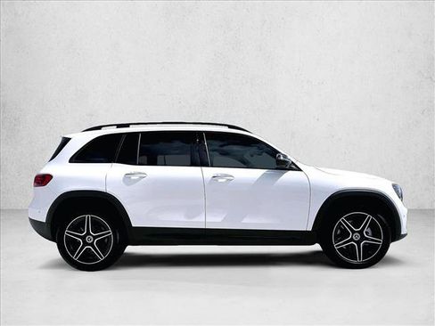 Used 2026 Mercedes-Benz GLB 250 image 5