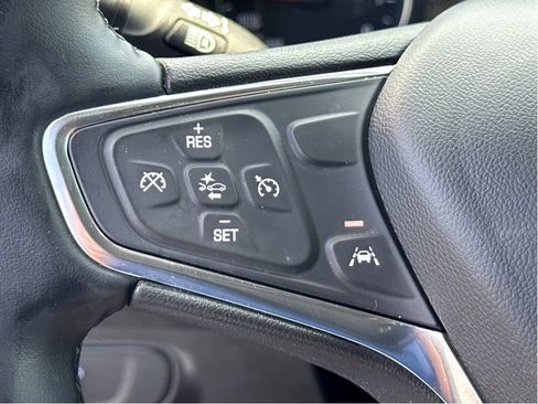 Used 2024 Chevrolet Equinox LT w/ LPO, Floor Liner Package FWD image 15