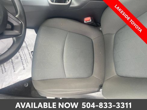 Used 2025 Toyota RAV4 XLE FWD image 29