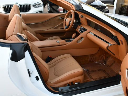 Used 2022 Lexus LC 500 Convertible image 59