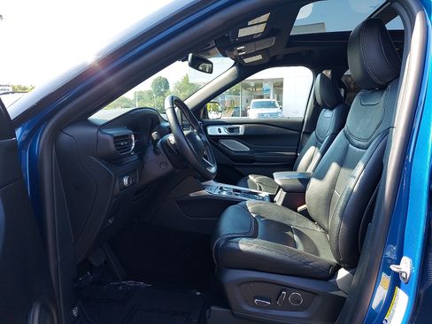 Used 2020 Ford Explorer ST w/ ST High-Performance Pack AWD/4WD image 13