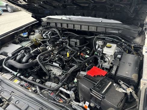 Used 2022 Ford Bronco 2-Door AWD/4WD image 12