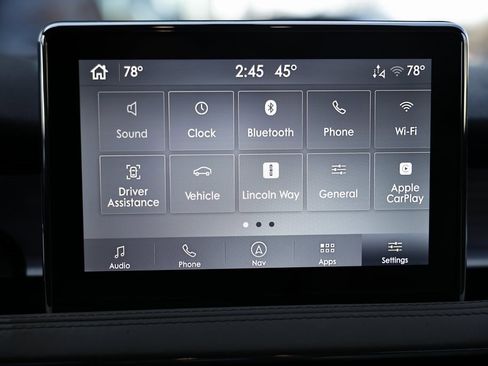 Used 2021 Lincoln Corsair FWD w/ Premium Package image 34