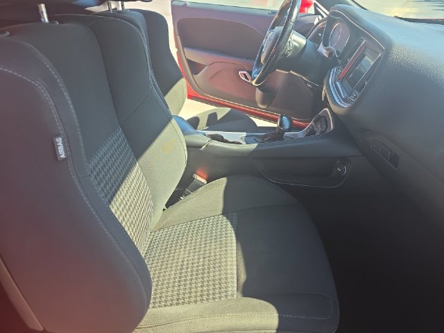 Used 2020 Dodge Challenger R/T RWD image 11