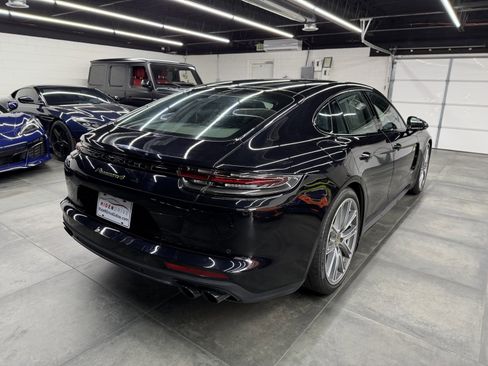 Used 2019 Porsche Panamera 4 image 7
