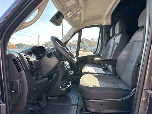 New 2026 RAM ProMaster 2500 image 9