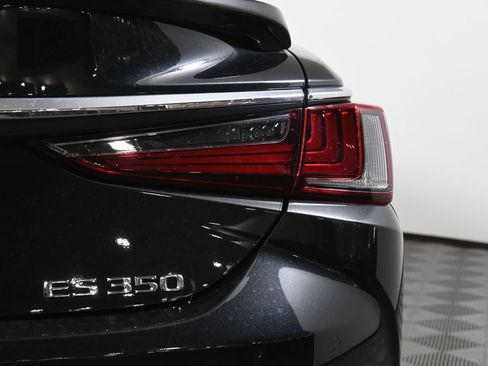 Used 2023 Lexus ES 350 w/ Premium Package FWD image 13