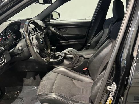 Used 2018 BMW M3 RWD image 12