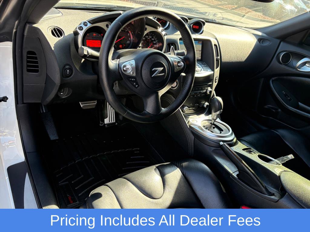 Used 2020 Nissan 370Z Touring Sport RWD image 20